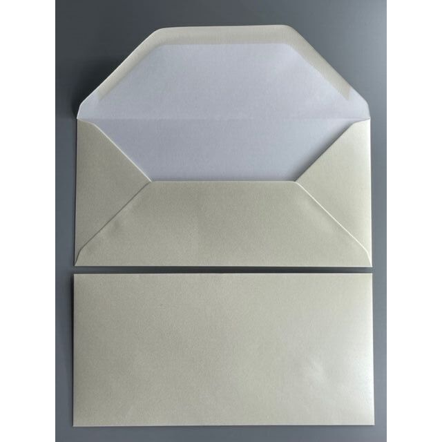 Ivory Fresh Cream DL Pearlescent Envelopes Centura Pearl x25