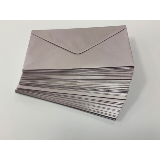 Lavender DL Envelopes Pearlescent Centura Pearl - 82 Envelopes