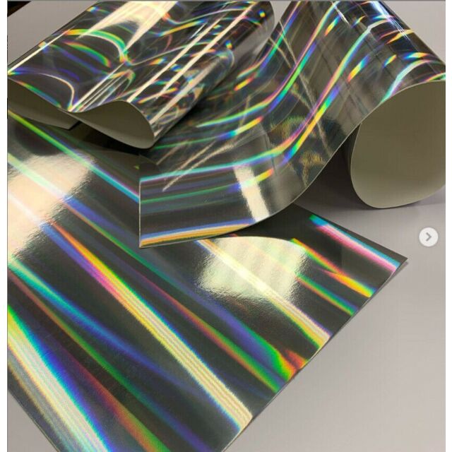 A4 Silver Pillar of Light Holographic Card 250GSM - Pack Size : 10 Sheets